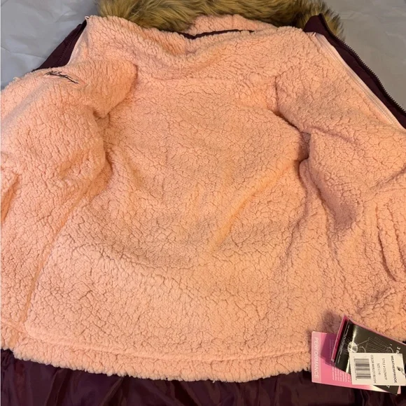 Weatherproof Maroon Puffer Jacket with Faux Fur Hood - Picture 4 of 7